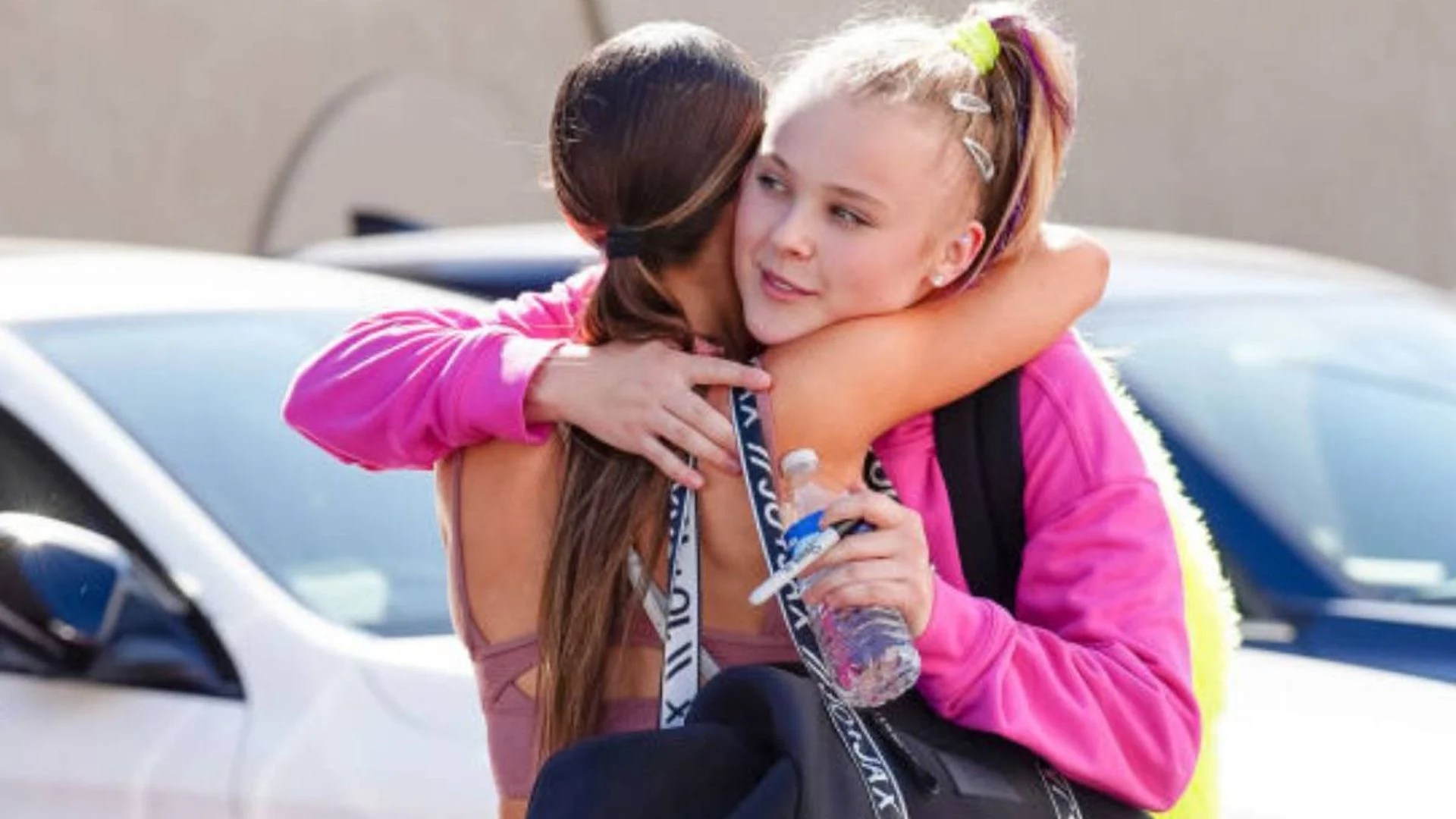 JoJo Siwa shares tragic news ahead of DWTS finals we had no idea