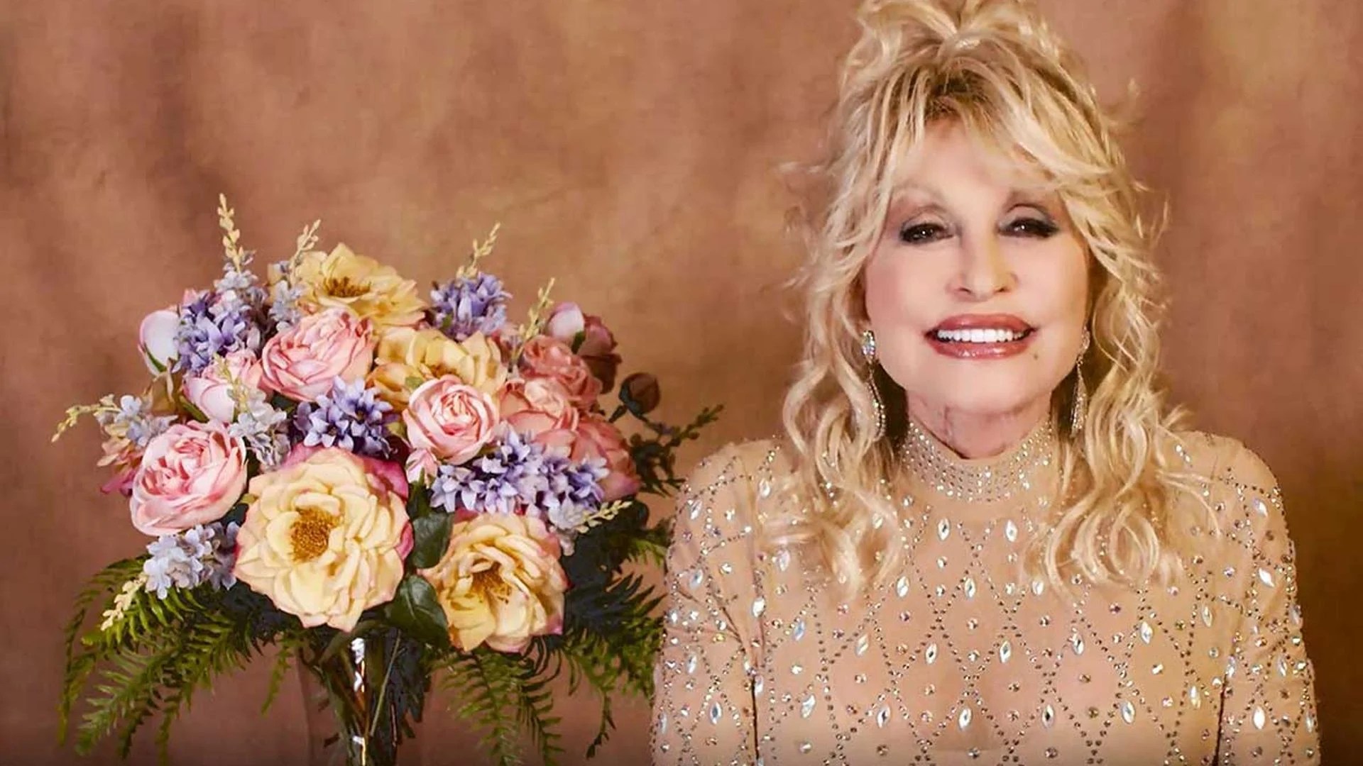 Dolly Parton's Nashville home with rarelyseen husband Carl is so unexpected photos HELLO!