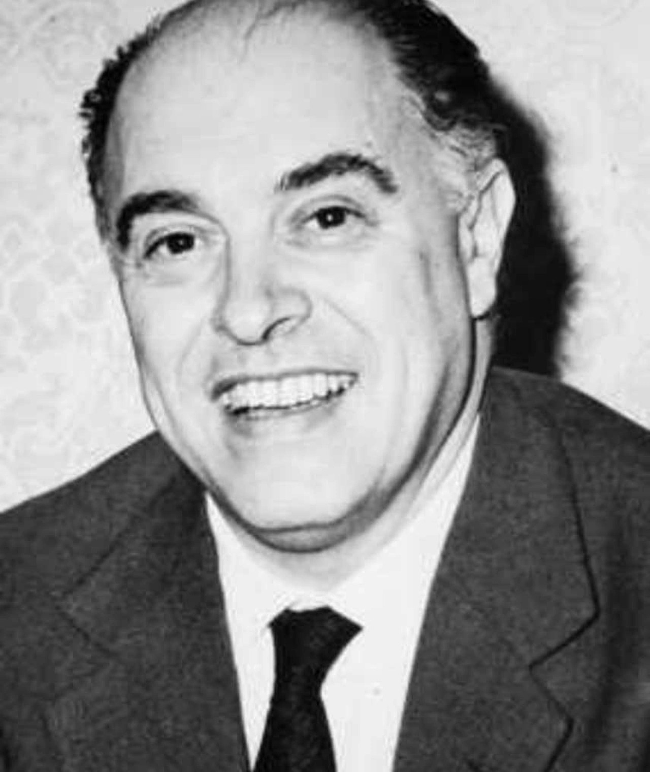 Carlo Ponti Movies, Bio and Lists on MUBI