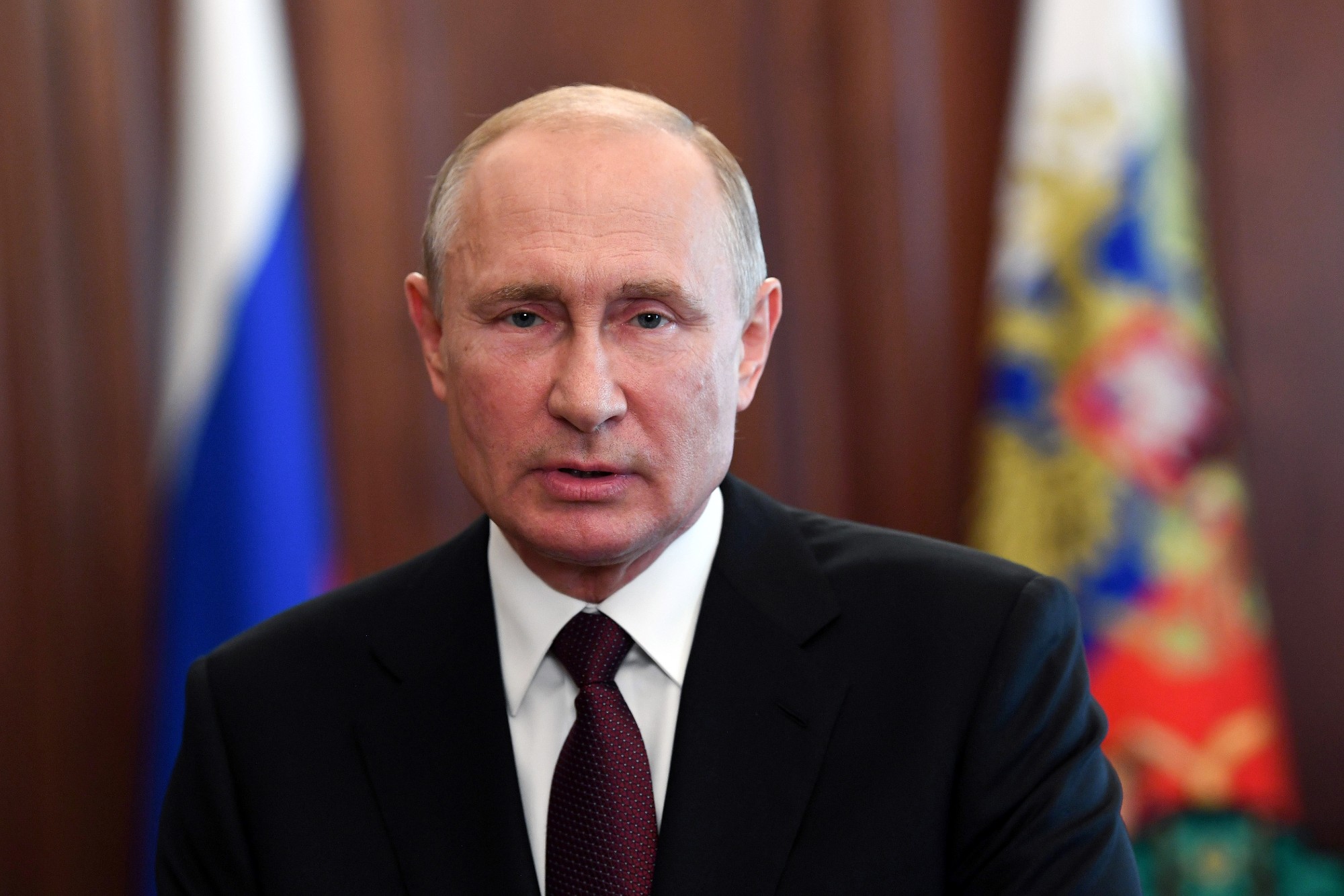 Crise ukrainienne Vladimir Poutine met son yacht à l'abri