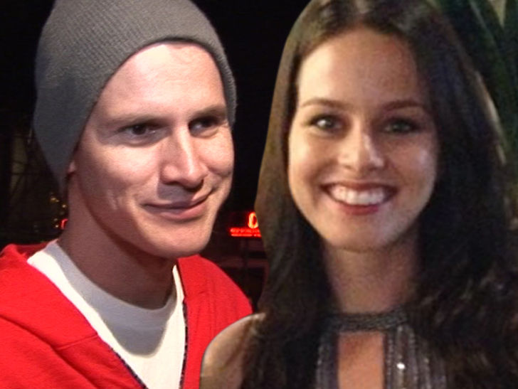 Daniel Tosh Secretly Married Hollywood Writer Carly Hallam 2 Years Ago