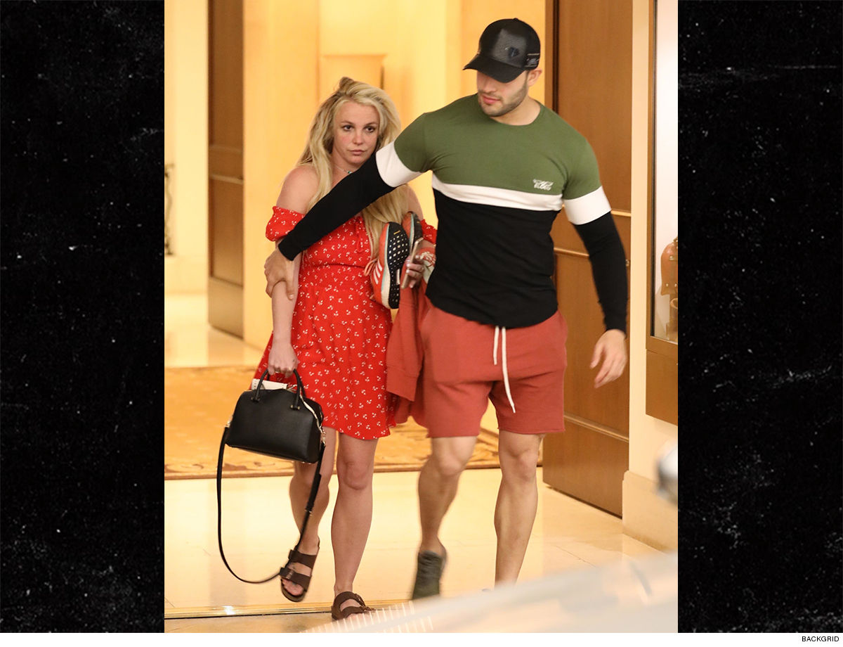 Britney Spotted with Sam on her Easter Day Pass from Mental Health