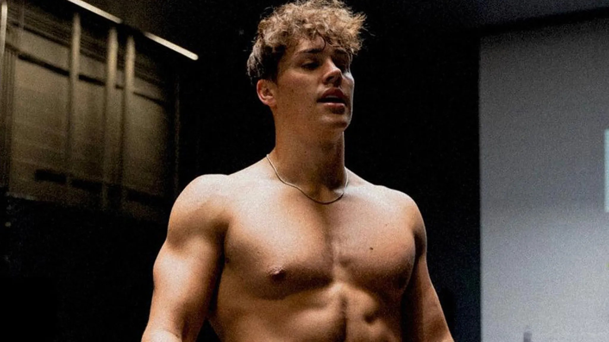 Noah Beck Reposts Underwear Photoshoot on Instagram