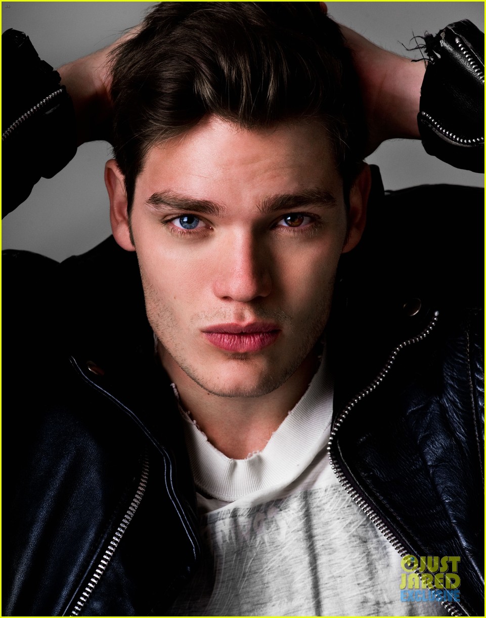 Dominic Sherwood JJ photoshoot Dominic Sherwood Photo (36214008) Fanpop