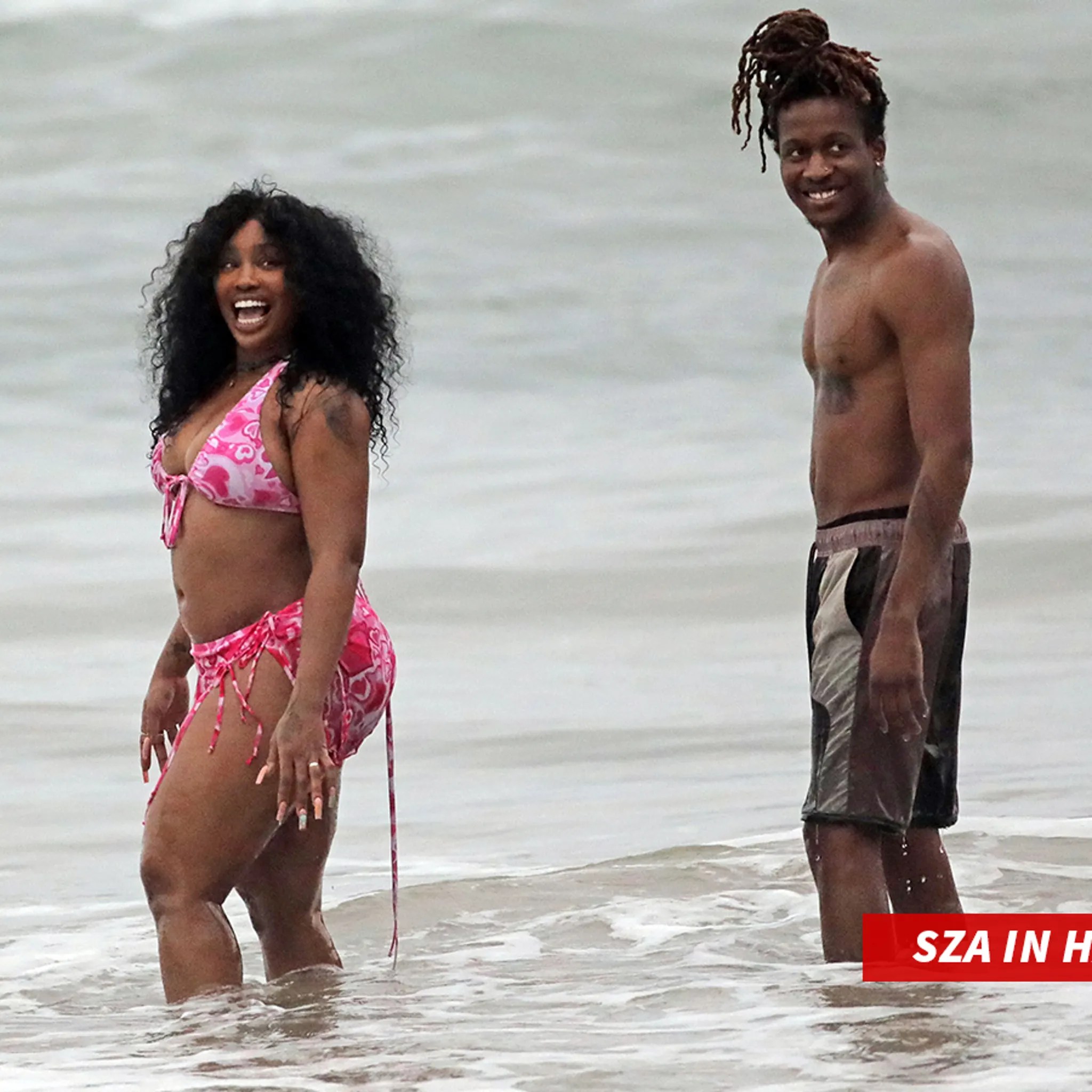 SZA Spotted On Hawaii Beach With 'S.O.S.' Producer ThankGod4Cody 'TMZ