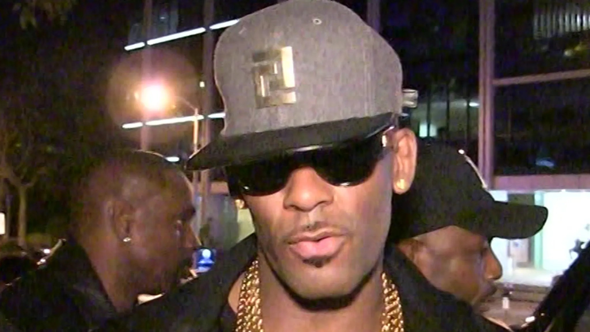 Alleged R. Kelly Victims Saw New Sex Tape, Grand Jury Formed