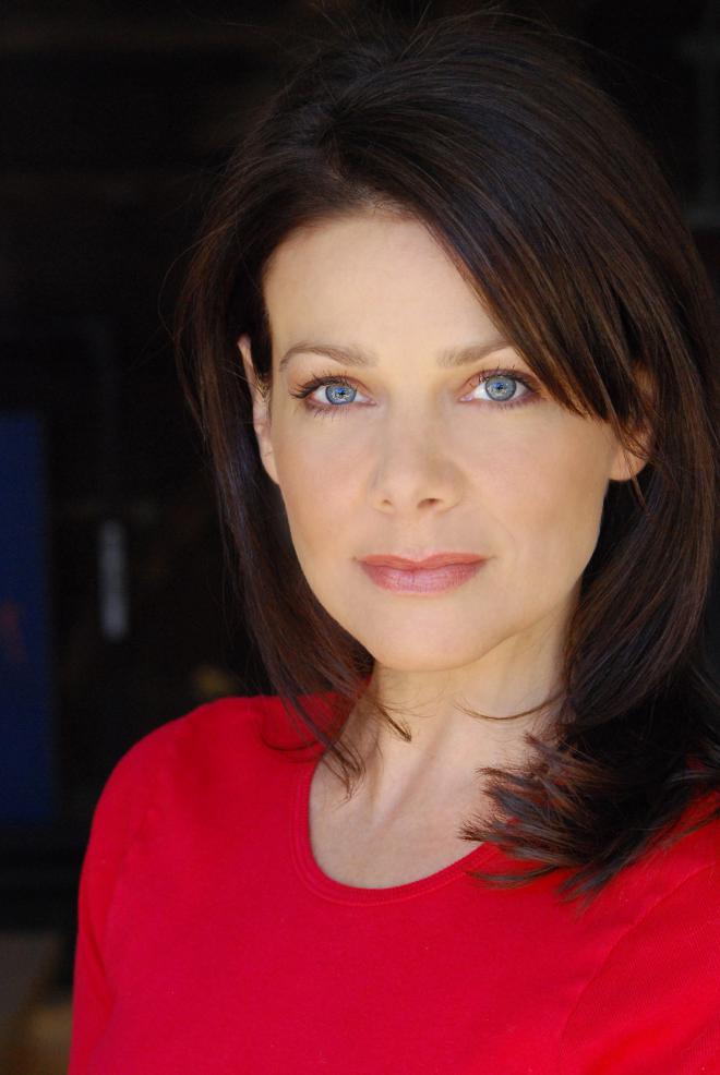 Meredith Salenger Net Worth & Bio/Wiki 2018 Facts Which You Must To Know!
