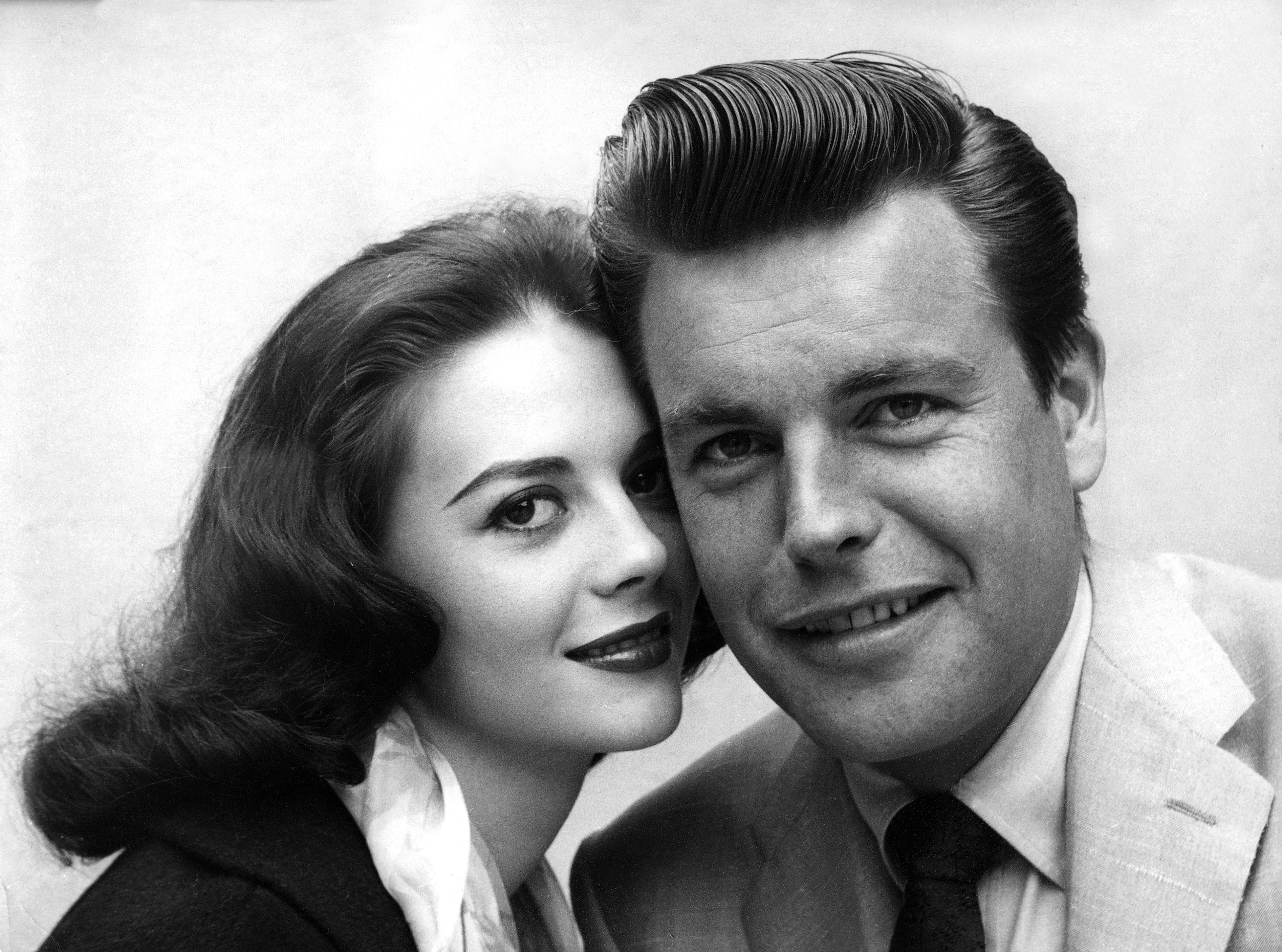 Natalie Wood's Husband Robert Wagner Now 'Person Of Interest' In Her