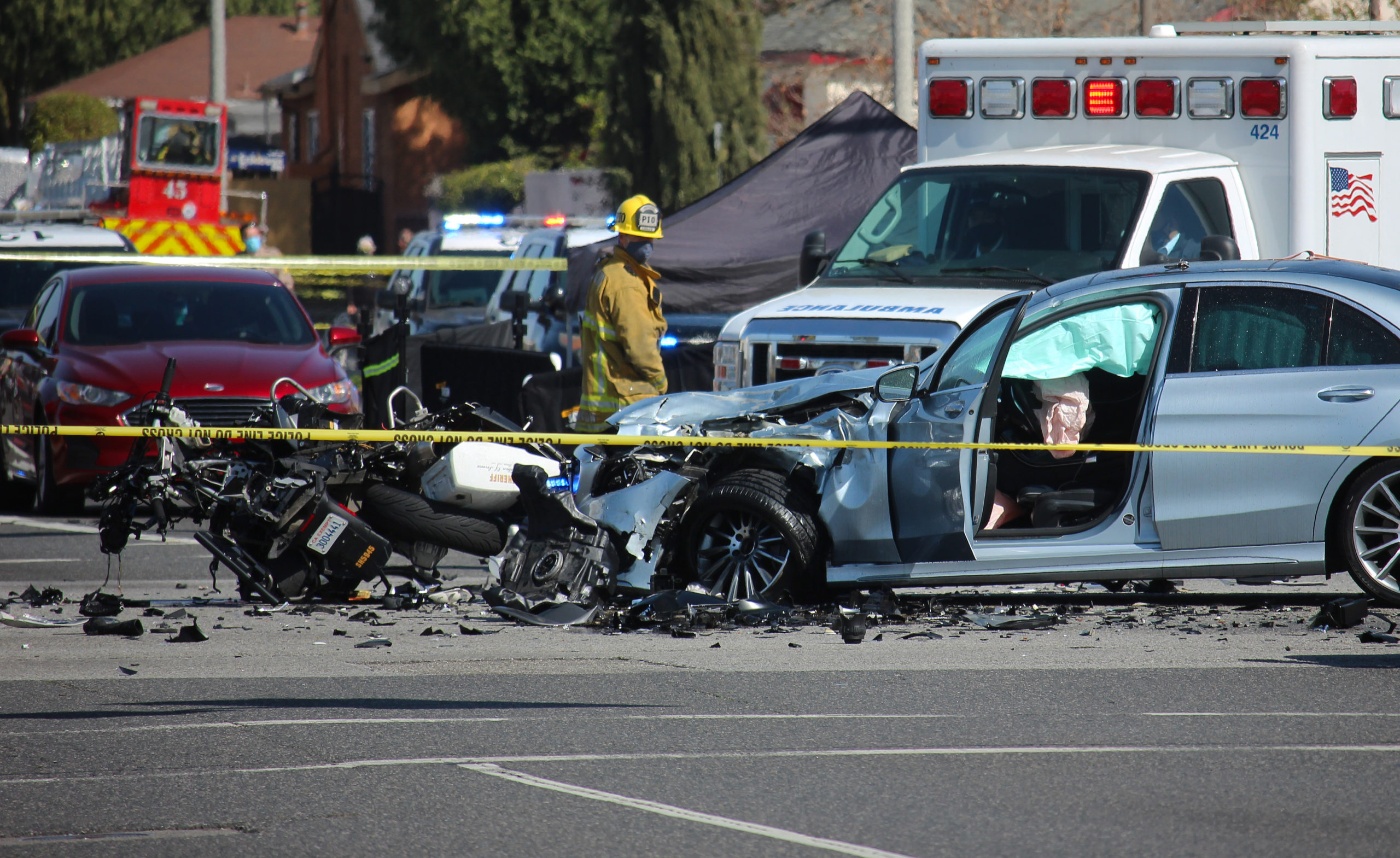 'A tough day for everybody' Motorcycle deputy killed in Lakewood