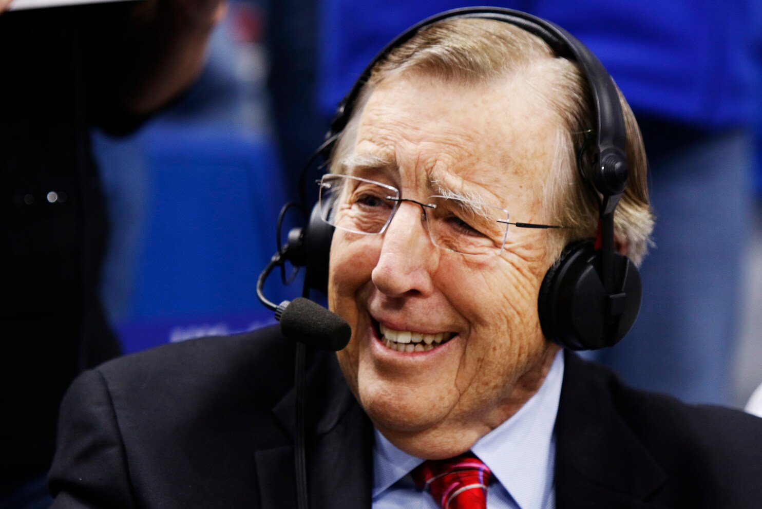 Brent Musburger used to make veiled gambling references. Now he’s