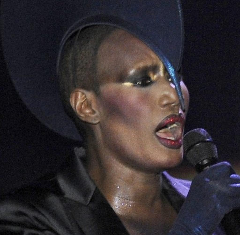 Tolles Comeback Grace Jones überzeugt bei ihrem Konzert in Berlin WELT