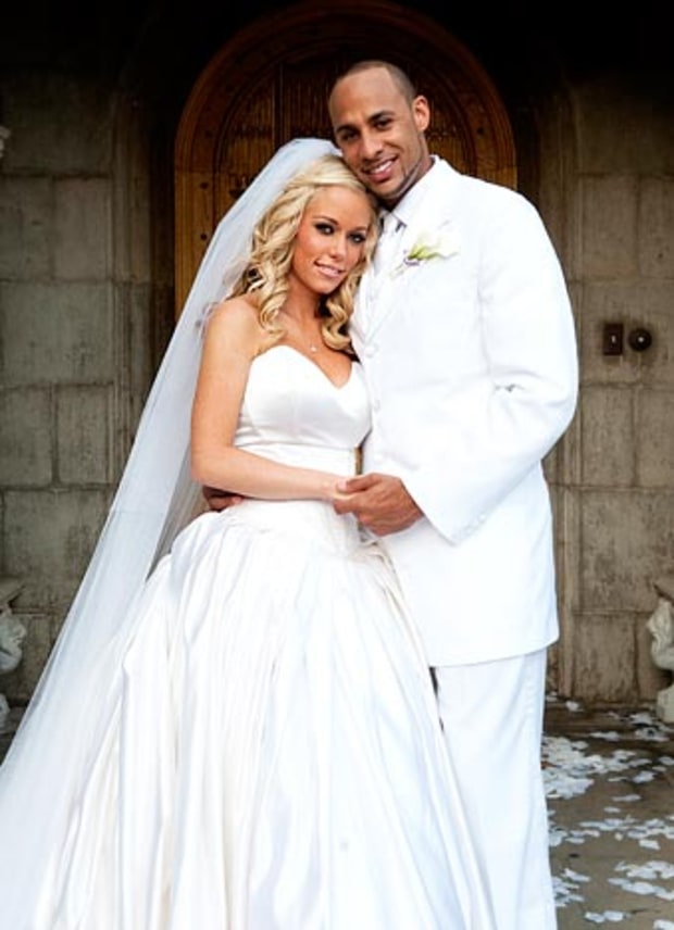 Kendra Wilkinson and Hank Baskett Stars' Stunning Wedding Photos Us