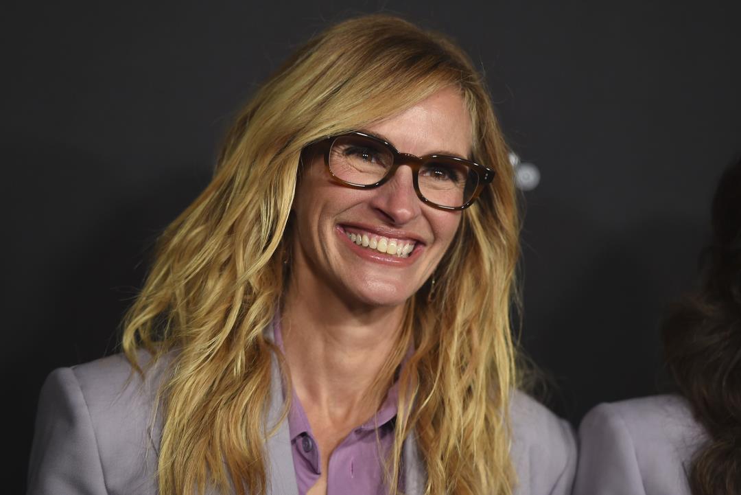 Julia Roberts Discusses Ageism and Gender Parity in the Movie World