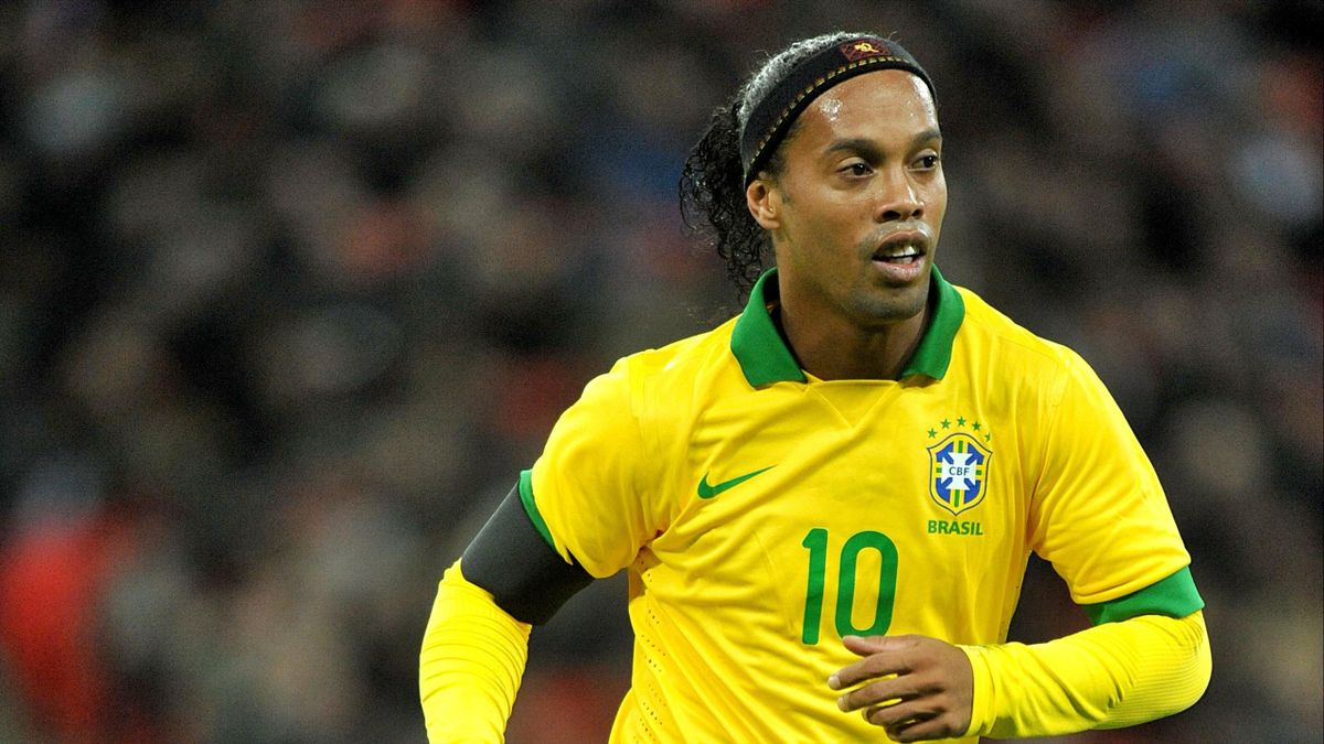 Brazilian World Cup winner Ronaldinho retires Eurosport