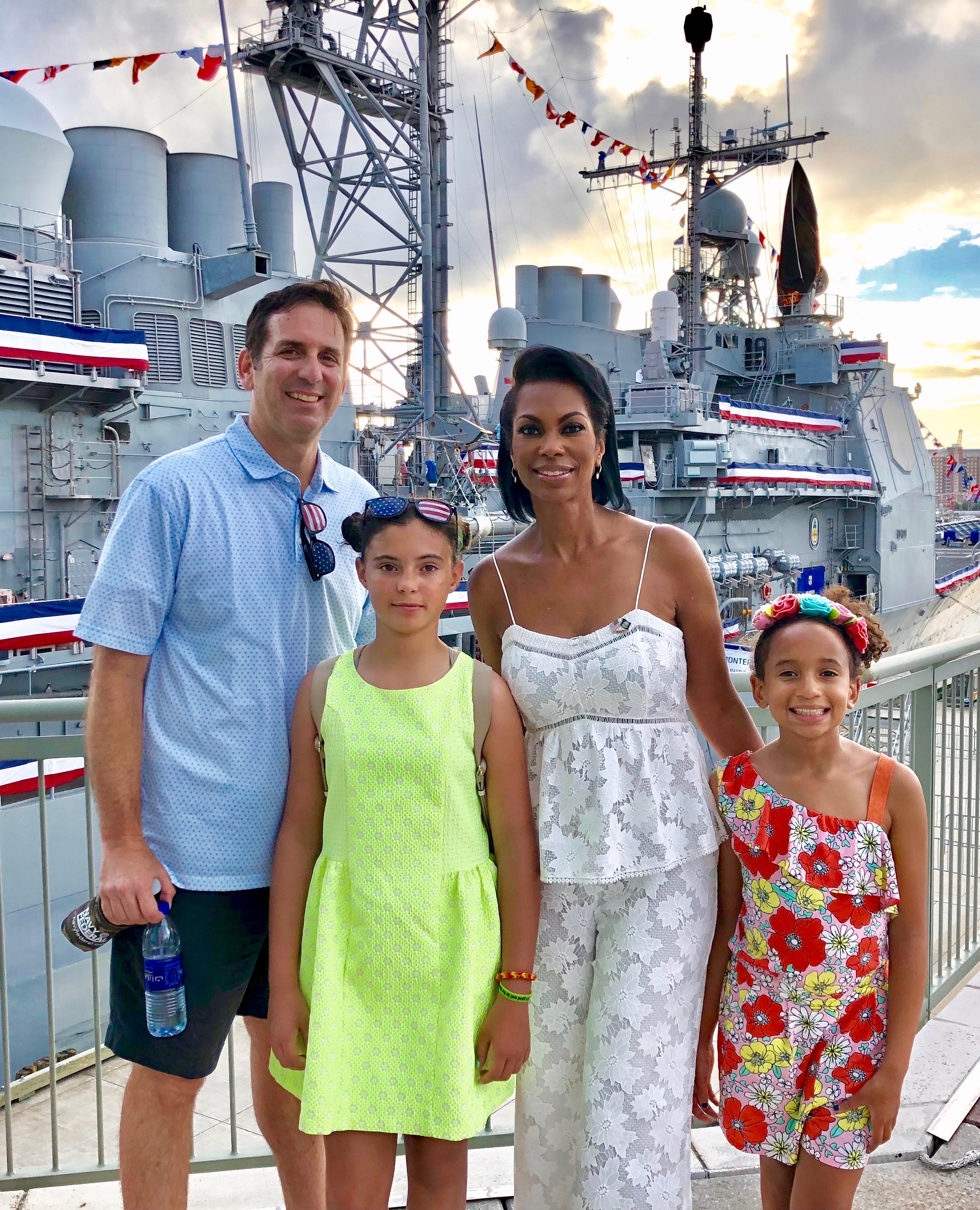 Outnumbered Overtime Anchor, Harris Faulkner on Raising Confident Young Women INBETWEEN