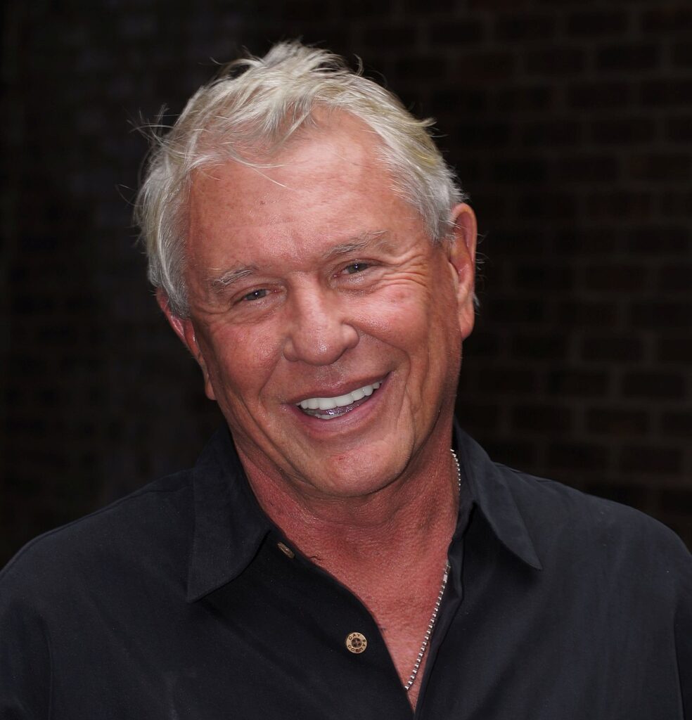 Tom Berenger életrajza, kora, felesége, gyermekei, szakasza, filmjei