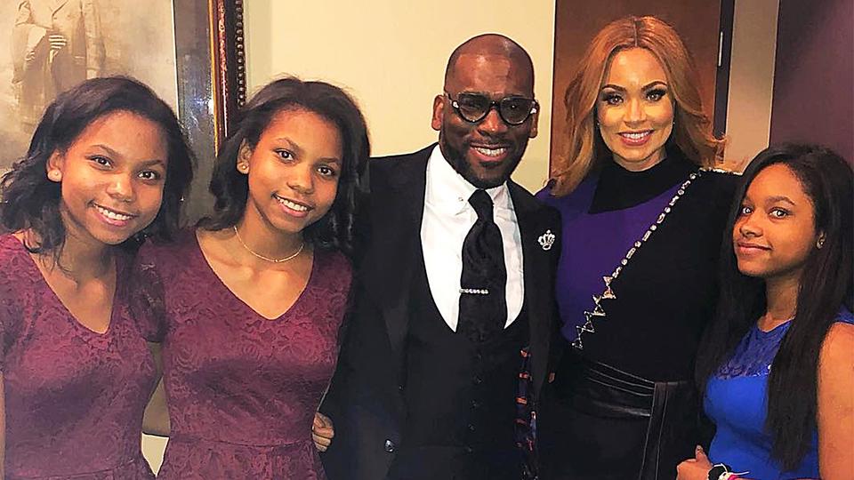 Pastor Jamal Bryant Net Worth, Bio, Age, Sister, Wife, Kids, Church