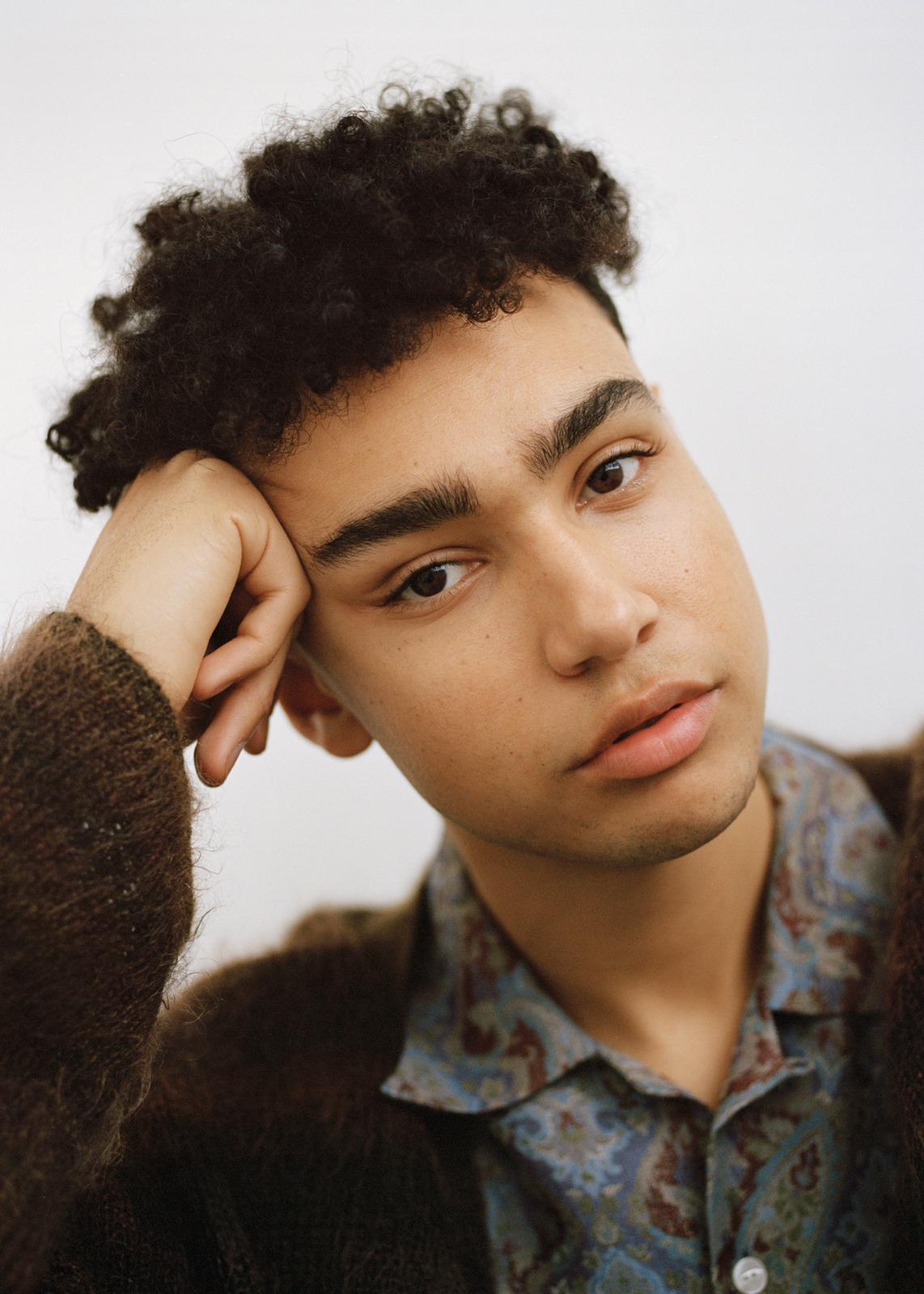 Archie Madekwe Bio, Age, Family, Girlfriend, Net Worth, Movies and TV Shows