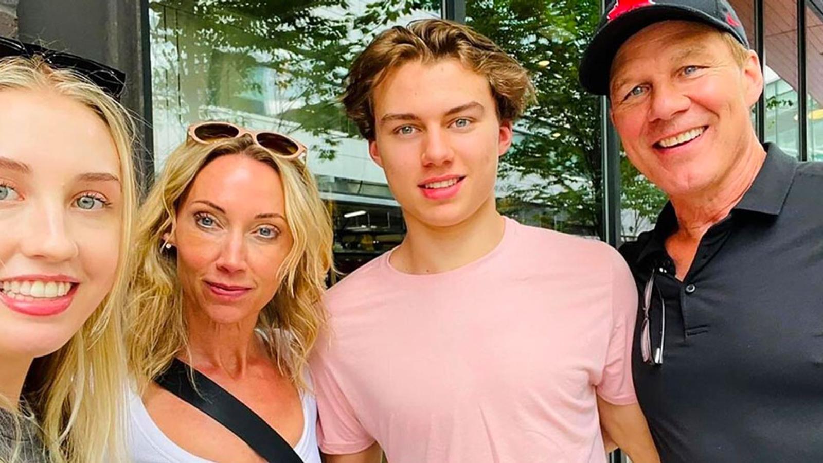 Trending Home 2700bz Connor Bedard Parents Age