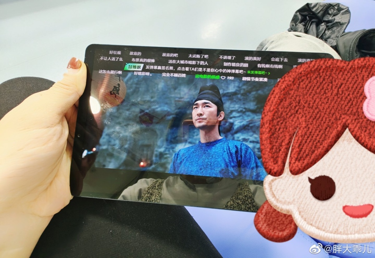 Lenovo Resmi Umumkan Tablet Gaming Legion Y700 Dengan Layar 120 Hz 2 legion-tablet-y700