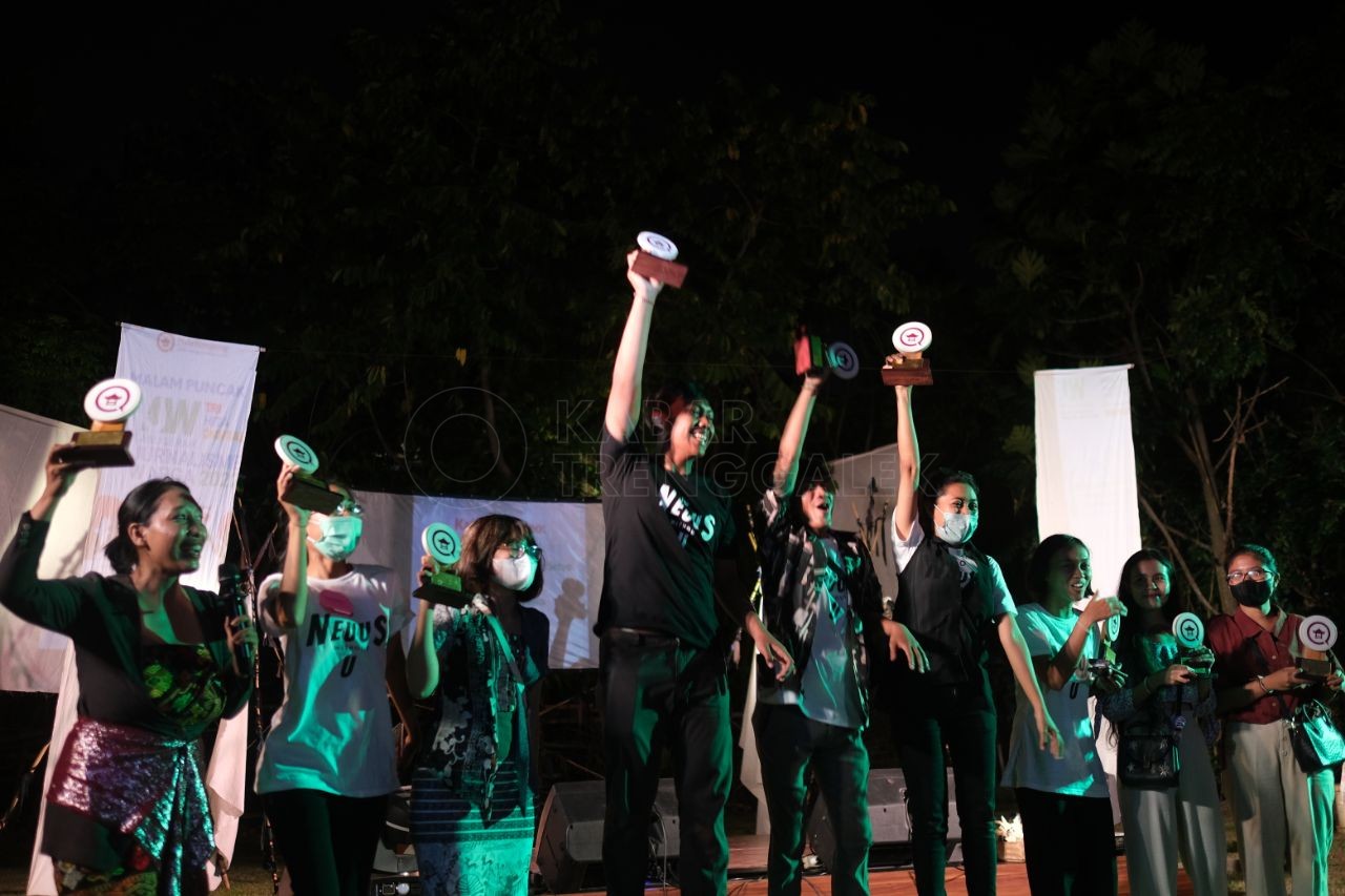 Mahasiswa STKIP PGRI Trenggalek Raih Juara 3 Nasional Lomba Video pada Anugerah Jurnalisme Warga 2022 2 Para juara lomba Anugerah Jurnalisme Warga 2022
