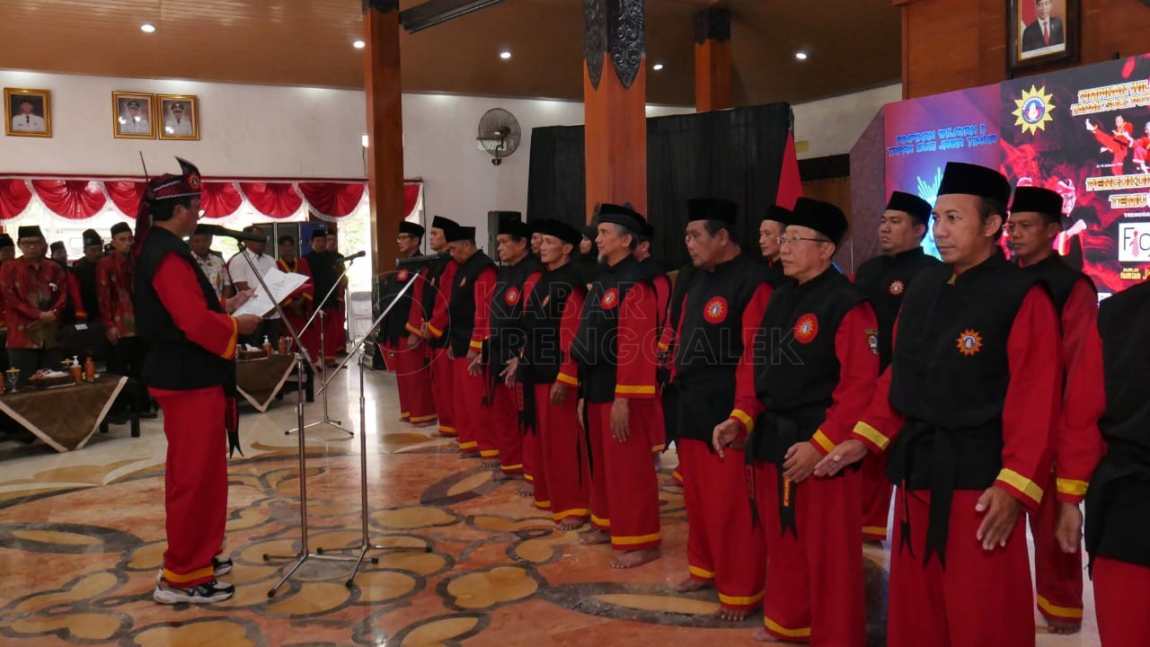 Dewan Pendekar Tapak Suci Jawa Timur