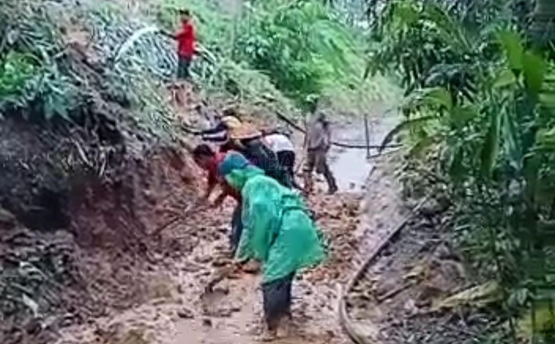 Hanya Sebulan, Banyak Bencana Longsor Terjadi di Trenggalek, Ini yang Paling Parah 2 Tanah longsor di Dusun Buluroto, Desa Ngadimulyo, Kecamatan Kampak, Kabupaten Trenggalek