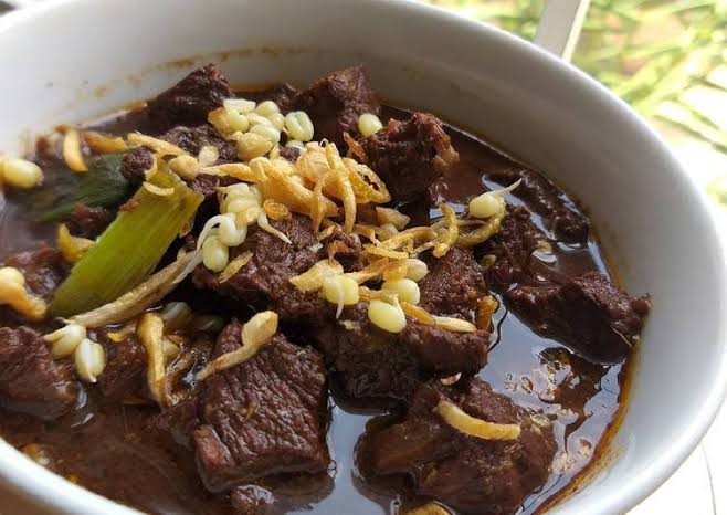 10 Olahan Daging yang Bisa Anda Coba saat Lebaran Kurban 8 Rawon