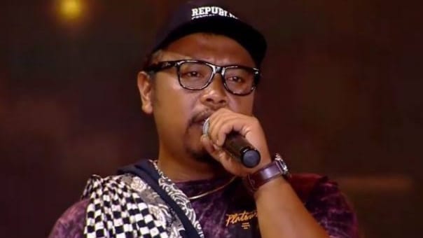 Lagu 'Ojo Dibandingke' Goyang Istana, Abah Lala Menangis 1 Abah Lala, pencipta lagu Ojo Dibandingke