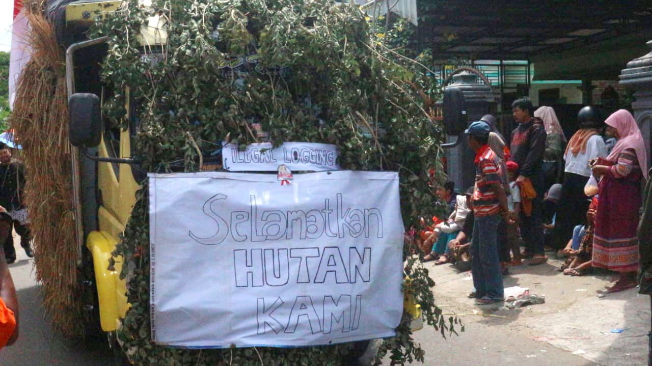 Hutan Kedungsigit Sering Digarong Blandong, Masyarakat Ungkap Keresahan 2 Warga kampanye hutan Kedungsigit yang terancam blandong