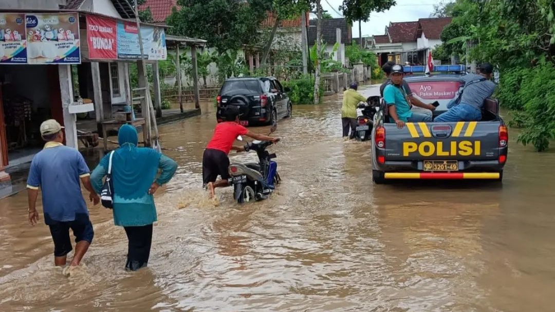 Darurat Bencana Iklim Jawa Timur, dari Trenggalek hingga Banyuwangi 2 Banjir di Tulungagung
