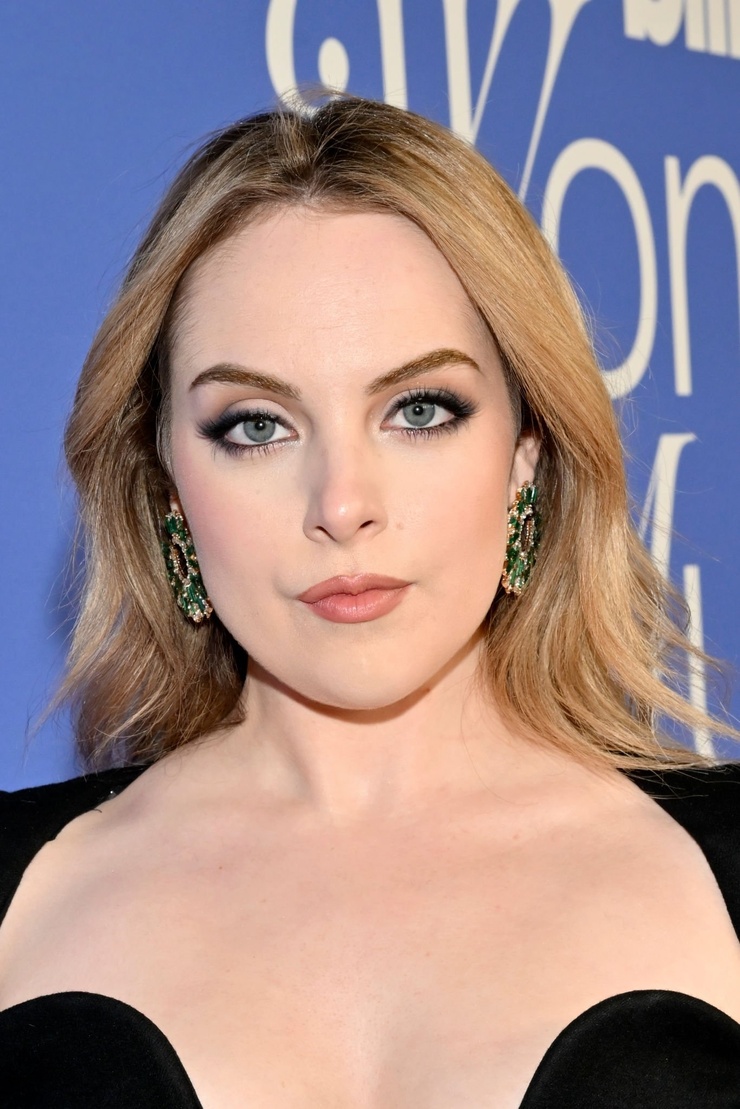 Picture of Elizabeth Gillies