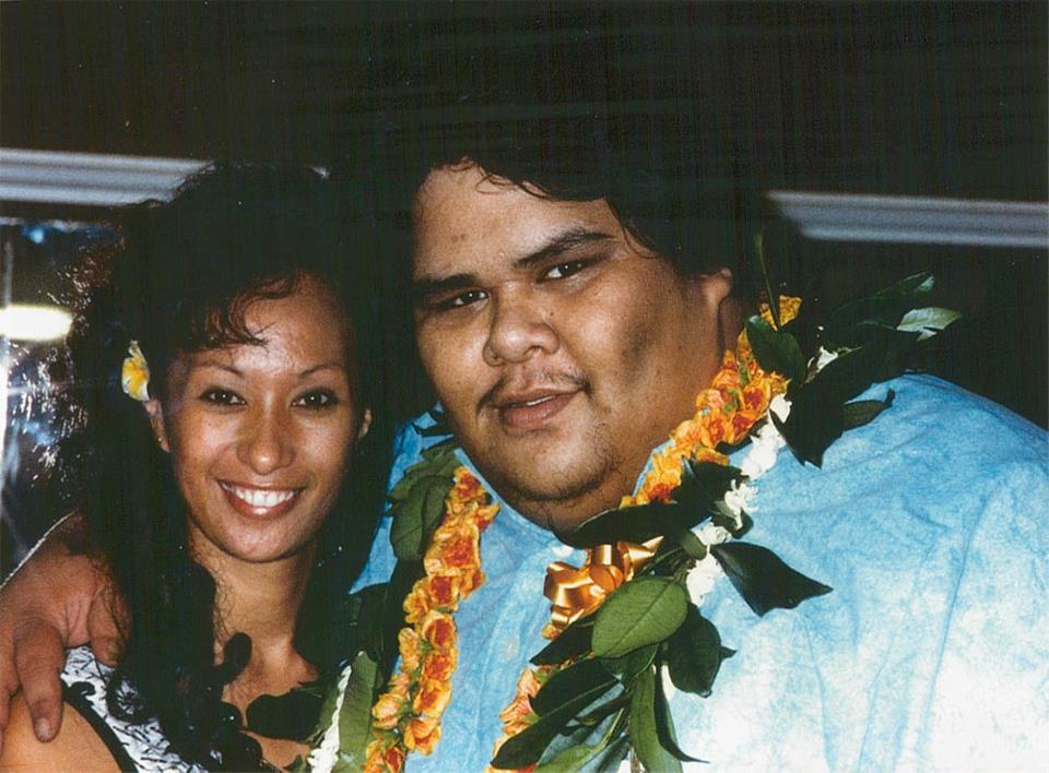 IZ and his wife The Official Site of Israel IZ Kamakawiwo`ole