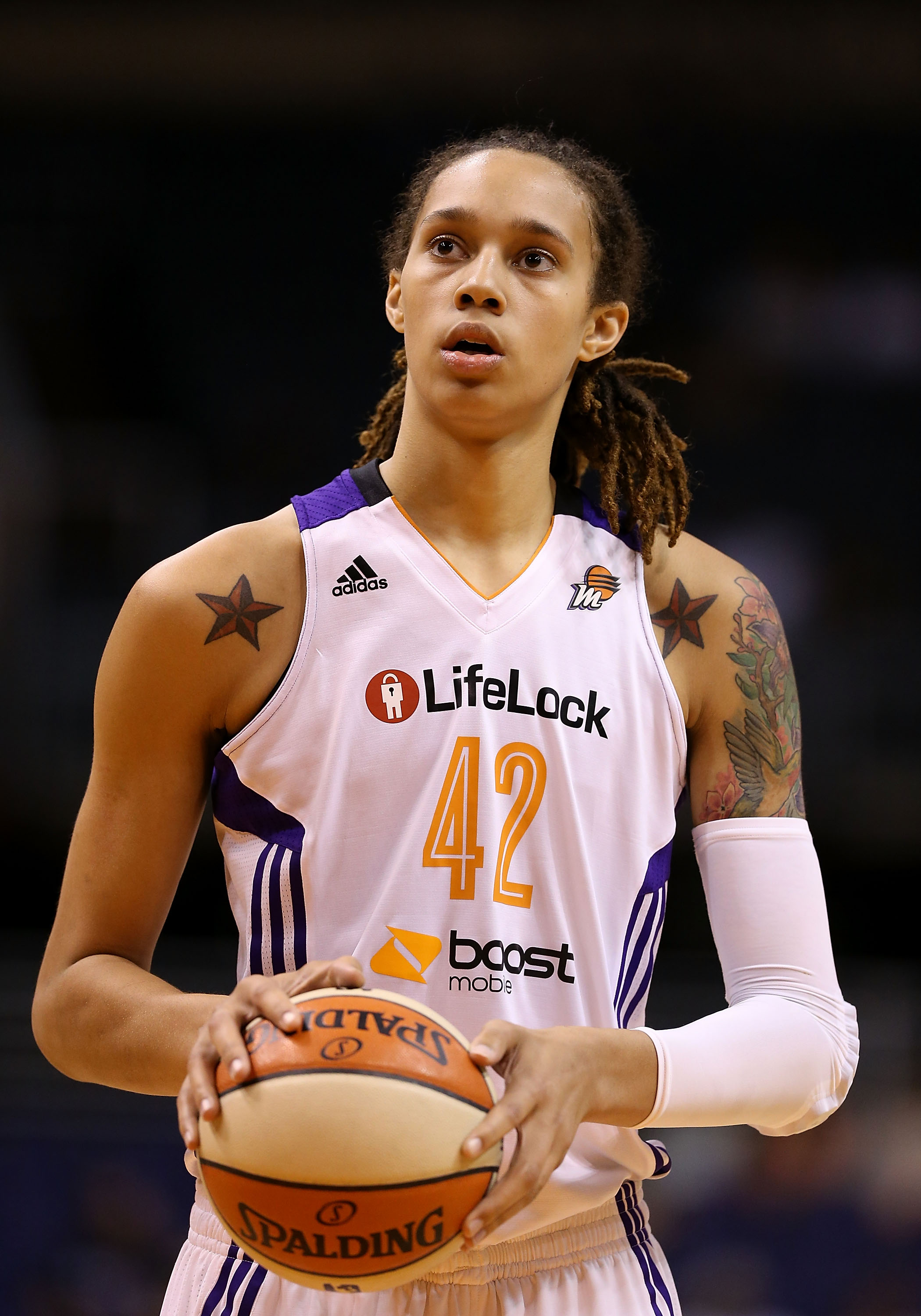 Brittney Griner Says Baylor Coaches Told Her To Stay Quiet About Her