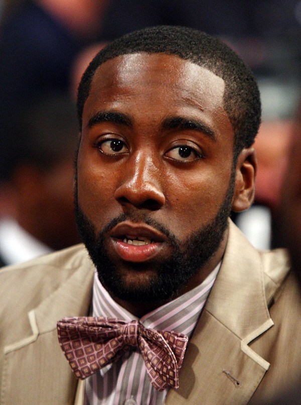 Chiêm ngưỡng bộ râu “khủng” của ngôi sao bóng rổ Mỹ James Harden