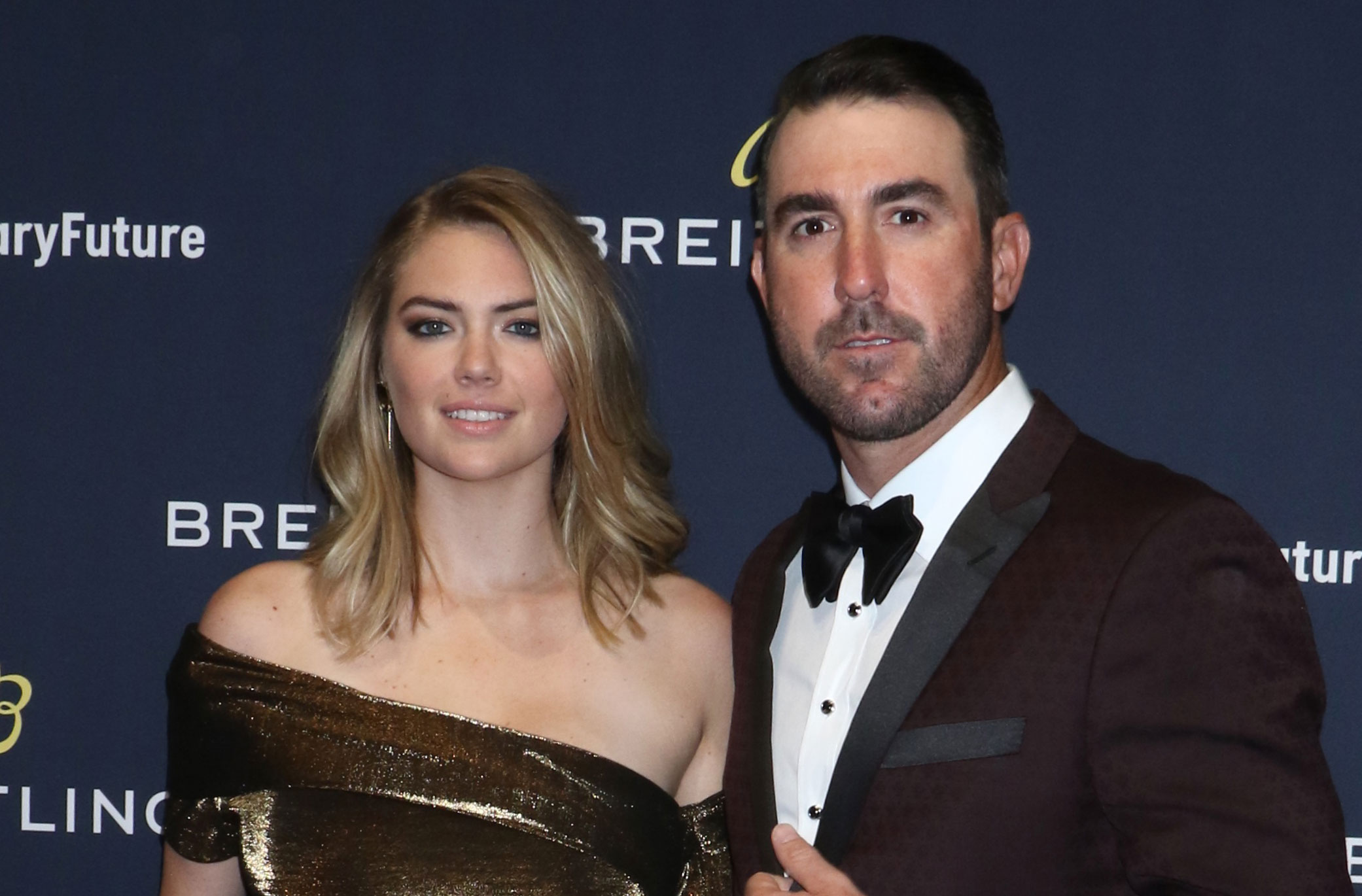 Kate Upton announces she's expecting her first child with husband