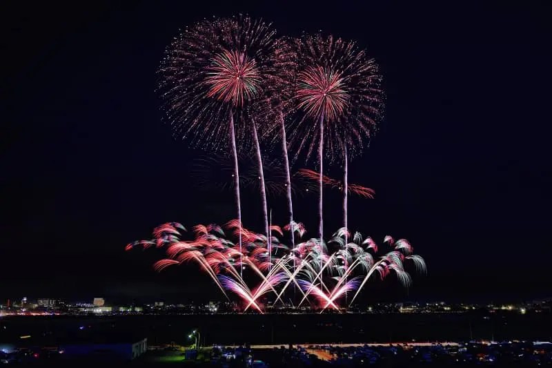釧路の花火大会19 釧新花火大会の穴場とお勧め観光情報を紹介 釧路の花火大会19 釧新花火大会の穴場とお勧め観光情報を紹介
