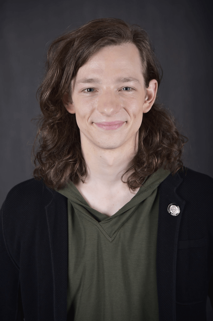 Mike Faist Biography, Early Life, Education, Career, Award, Net Worth