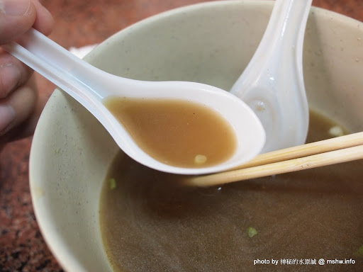 【食記】台中老爺牛肉麵@北區台中二中 : 清燉感的紅燒味..@@|| 中式 北區 區域 午餐 台中市 晚餐 牛肉麵 飲食/食記/吃吃喝喝 麵食類