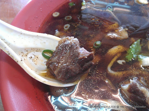 牛肉麵福利社學苑專屬古早味! ~ 台中西屯"牛盾食堂" 中式 區域 午餐 台中市 晚餐 牛肉麵 西屯區 飲食/食記/吃吃喝喝 麵食類