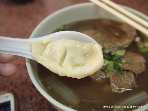 【食記】台中老爺牛肉麵@北區台中二中 : 清燉感的紅燒味..@@|| 中式 北區 區域 午餐 台中市 晚餐 牛肉麵 飲食/食記/吃吃喝喝 麵食類