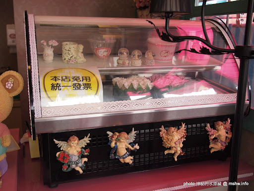 粉色系的大西洋冰城!! ~ 台中逢甲夜市"糖姬輕食冰品館"福星店 下午茶 冰品 區域 台中市 甜點 西屯區 輕食 飲食/食記/吃吃喝喝