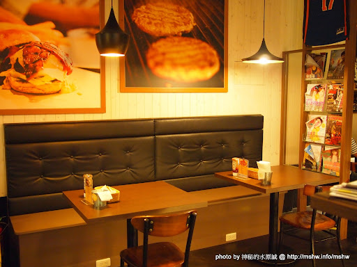 【食記】台中Burger Joint 7分So美式廚房華美店@西區捷運BRT科博館 : 七分熟的獨特風味!! 區域 台中市 捷運美食MRT&BRT 排餐 早餐 早點類 晚餐 漢堡 燒烤/燒肉 美式 西區 輕食 飲食/食記/吃吃喝喝