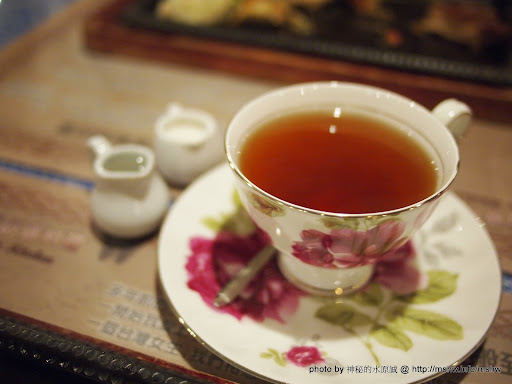 一萬公里外的家鄉味! ~ 台中北屯"廚匠異國料理 Retski's Kitchen"崇德二館 俄式 冰淇淋 北屯區 區域 午餐 台中市 巧克力 排餐 晚餐 甜點 西式 豬排 鐵板料理 飲食/食記/吃吃喝喝