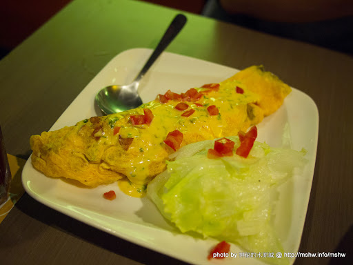 【食記】台中Burger Joint 7分So美式廚房華美店@西區捷運BRT科博館 : 七分熟的獨特風味!! 區域 台中市 捷運美食MRT&BRT 排餐 早餐 早點類 晚餐 漢堡 燒烤/燒肉 美式 西區 輕食 飲食/食記/吃吃喝喝