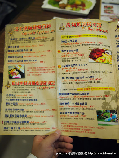 蘇打最高! ~ 台中"夏威夷51 美式餐廳 Hawaii 51 corner restaurant & bar" 北區 區域 台中市 排餐 漢堡 美式 速食 飲食/食記/吃吃喝喝
