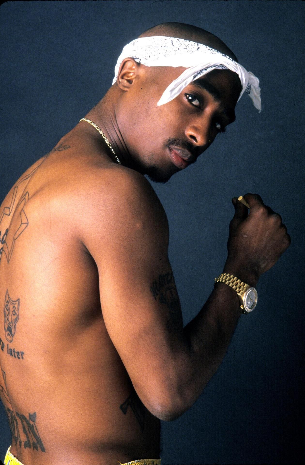 You Can Get Your Hands On Tupac’s Bandanas And Other Memorabilia Right