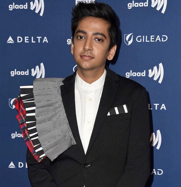 Who Is Nik Dodani's Boyfriend? His Parents, Ethnicity, Net Worth