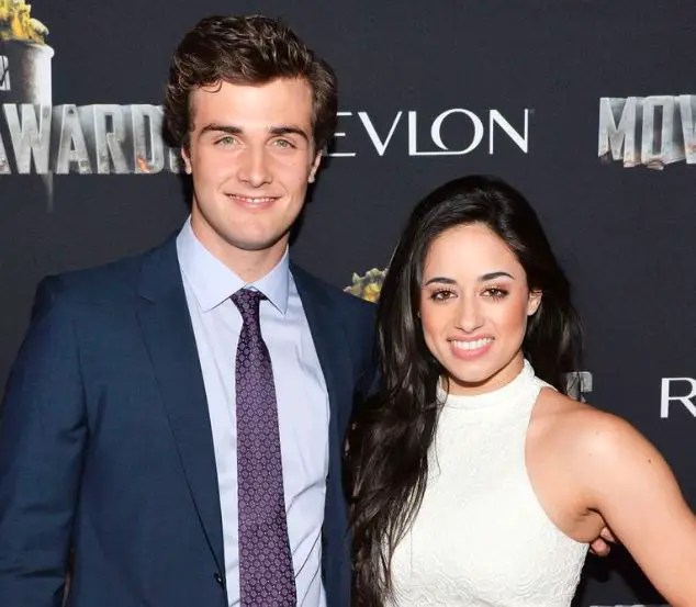 Jeanine Mason Married Status, Dating History, Family Info