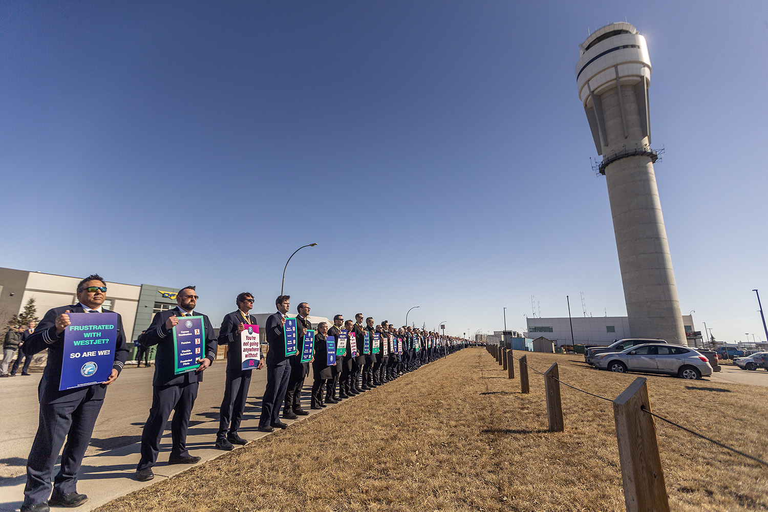 WestJet pilots vote overwhelmingly in favour of job action LiveWire